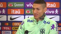 El futbolista brasileño Richarlison pide que haya psicólogos en la selección: 