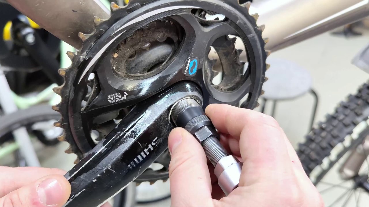 How to remove a crank square on a bicycle. ASMR