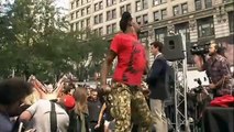 Cientos hacen twerking en Nueva York para romper récord Mundial