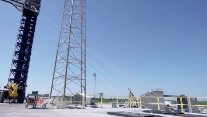 El tobogán de SpaceX en su nueva plataforma de lanzamiento