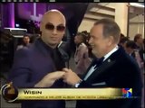 Latin Grammy 2013 Wisin solo sin Yandel en la Alfombra Verde