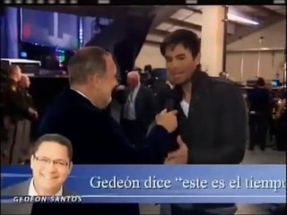 下载视频: Latin Grammy 2013 Enrique Iglesias entrevista en la Alfombra Verde