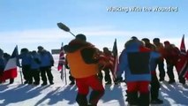 Príncipe Harry camina con el equipo de Wounded al Polo Sur