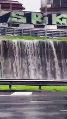 Catarata en la General Paz: impactantes imágenes de la tormenta