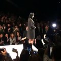 Katy Perry abucheada por los fotógrafos en la Semana de la Moda de Milán