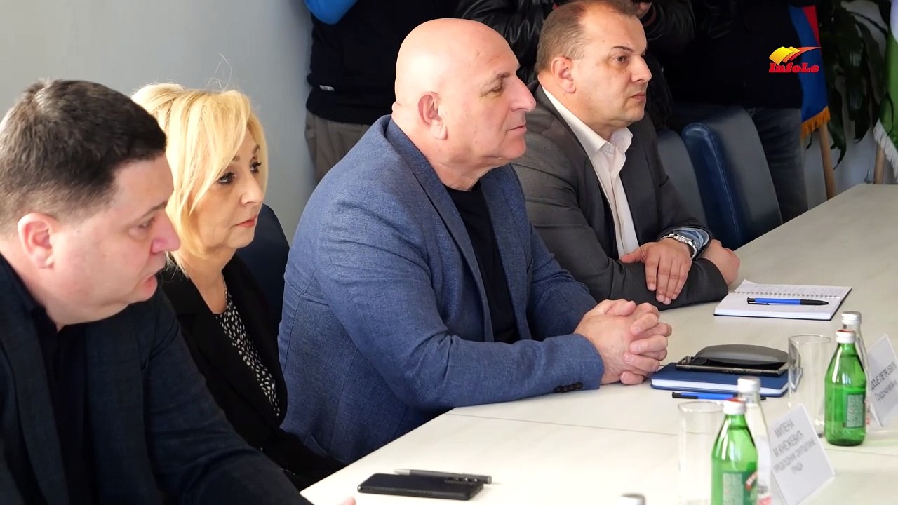MINISTAR I GRADONAČELNIK LOZNICE O KAMPOVIMA ZA DECU