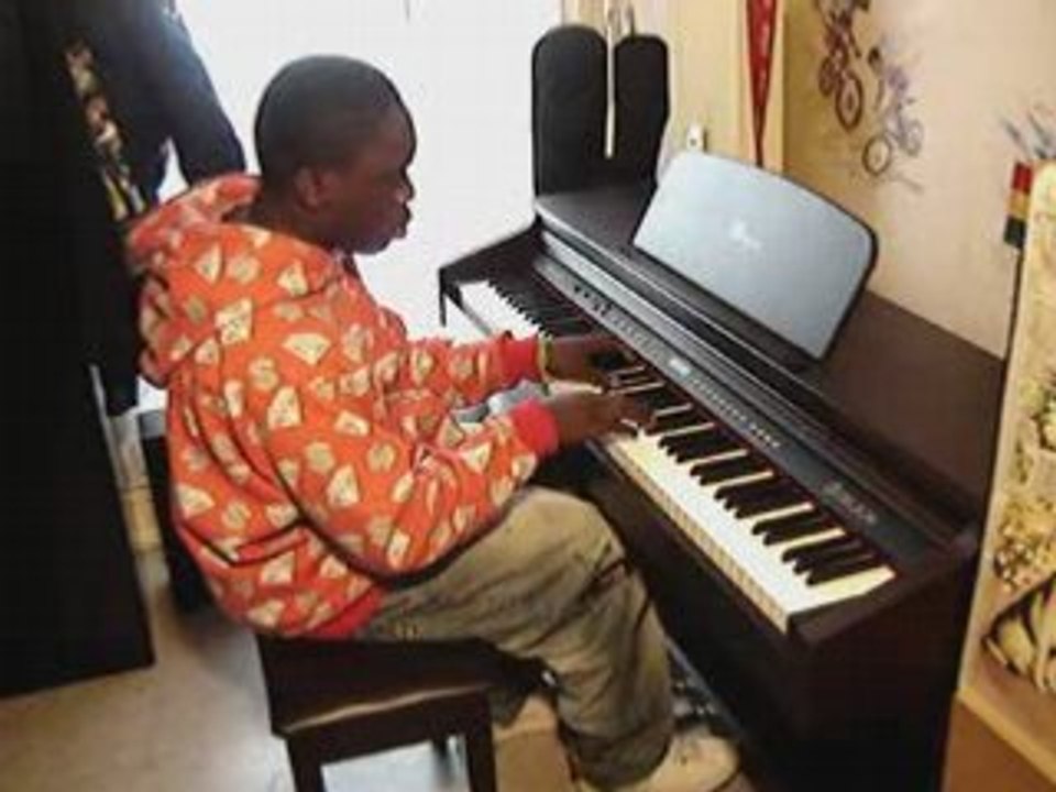 APOLOGIZE ON PIANO BY MICHAEL ASARE