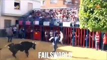 Huyendo de un toro FAIL