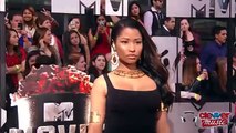 Nicki Minaj Twerks to NEW MUSIC