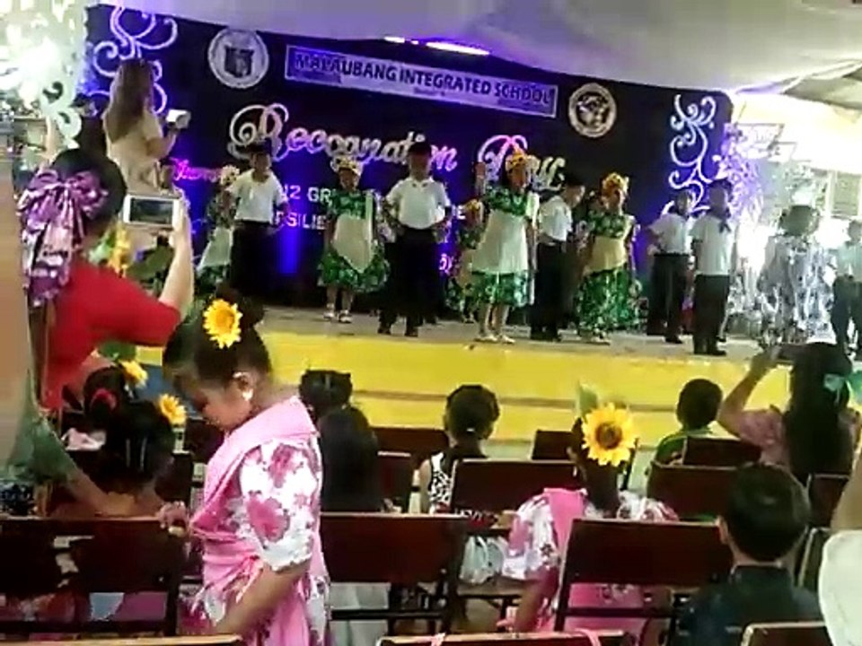 grade 1 dancers