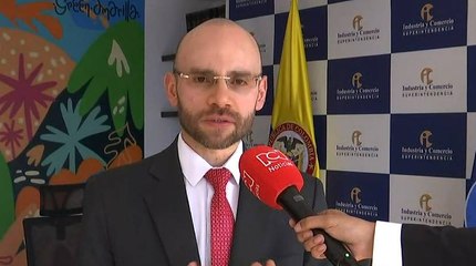 SIC dice que no se llevó elementos personales ni solicitó información confidencial en Cancillería