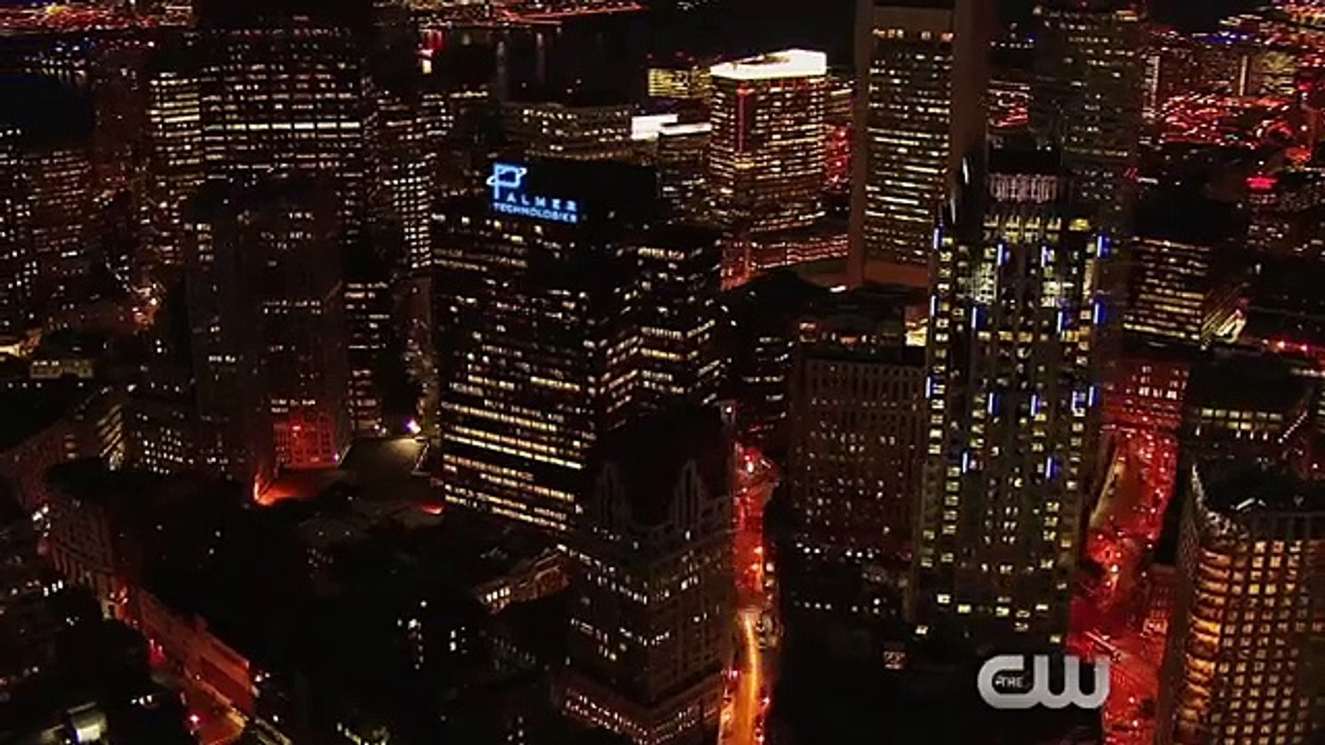 The Flash  Flash Vs Arrow New Episode