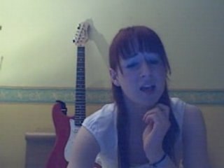 Lily chante Skin - Alexz Johnson
