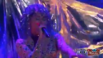 Miley Cyrus Wears Foil For Flaming Lips Performance on Conan