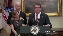 NOTICIAS - Joe Biden pone sus manos en la esposa de Ash Carter