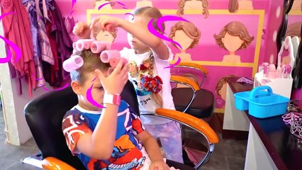 Diana and Roma play at their favorite Children's Museums