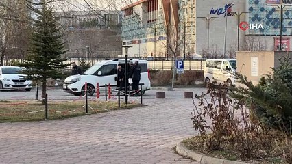 FETÖ firarisi eski vali yakalandı