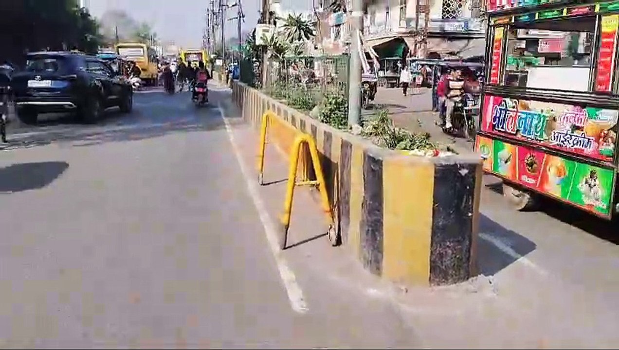 ये कैसा विकास: डिवाइडर की सुंदरता पर खर्च होंगे...