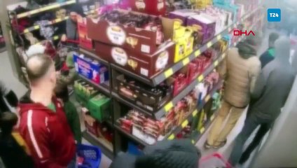 Markette uyuşturucu alışverişi kamerada!