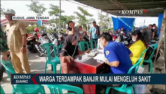 Dampak Banjir Kudus: Jalur Pantura Kudus-Jepara Macet, Warga Keluhkan Sakit