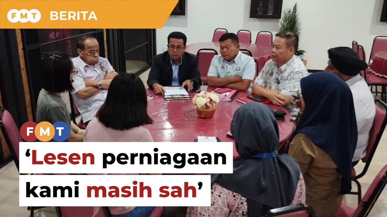 Stoking kalimah Allah: ‘Lesen perniagaan kami masih sah’, kata vendor KK Mart