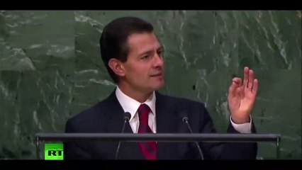 Tải video: El ridiculo de Peña Nieto ante la ONU