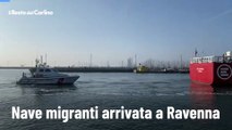 Nave migranti arrivata a Ravenna: il video