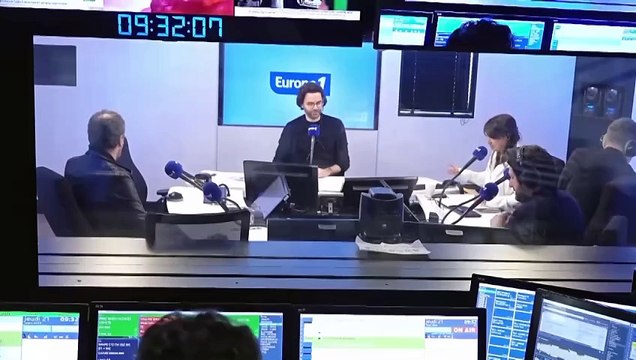 Jean-Luc Lemoine décrypte «Mariés au premier regard» : «La prochaine émission, tu rencontreras ton futur conjoint en même temps que tes huit futurs enfants»