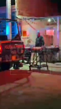 #Preliminar Entre la vida y la muerte es como se encuentra un hombre tras ser agredido a golpes y con un arma blanca en calles de la colonia El Órgano de Tlaquepaque #GuardiaNocturna