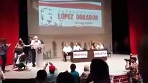 Andrés Manuel López Obrador abucheado en universidad de Sinaloa