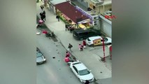 İstanbul'da esnaf ve motokuryeler arasında çekiçli sopalı kavga: 4 yaralı