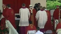 Francisco celebra la Misa en Holguín ,Cuba