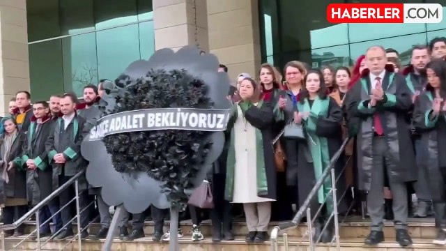 Trabzon Barosu Üyeleri Trabzonspor-Fenerbahçe Maçı Olaylarını Protesto Etti