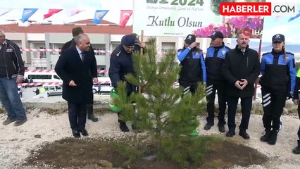 Dünya Ormancılık Günü'nde huzurevi bahçesine 2 bin fidan dikildi