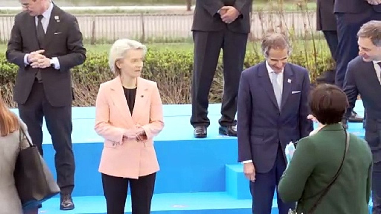 Greenpeace-Protestaktion gegen Atomgipfel in Brüssel