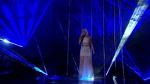 AMERICAN IDOL 2016 - Carrie Underwood Performs 