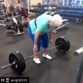 A sus 78 años, puede levantar pesas de más de 100 kilos