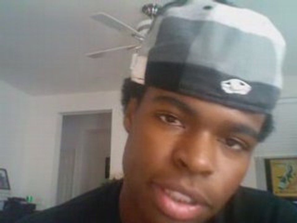 AFRICAN AMERICAN FROM DETROIT REVERTED TO ISLAM