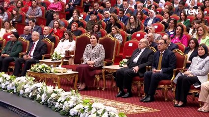 الرئيس السيسي: أدعو الحكومة للتفكير في آليات لتوازن الأسواق وضخ المزيد من السلع