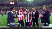 Orbelín Pineda canta y festeja el título de Chivas