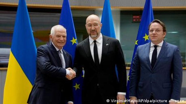 EU aims to boost Ukraine aid with frozen Russian assets