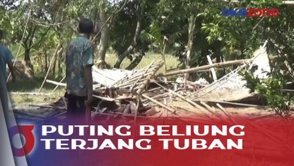 Musala Warga Roboh Diterjang Puting Beliung di Tuban