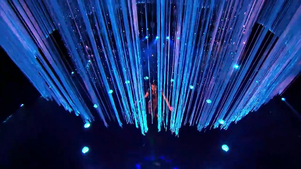 Laura Bretan Opera Singer Stuns With Version of "Pie Jesu