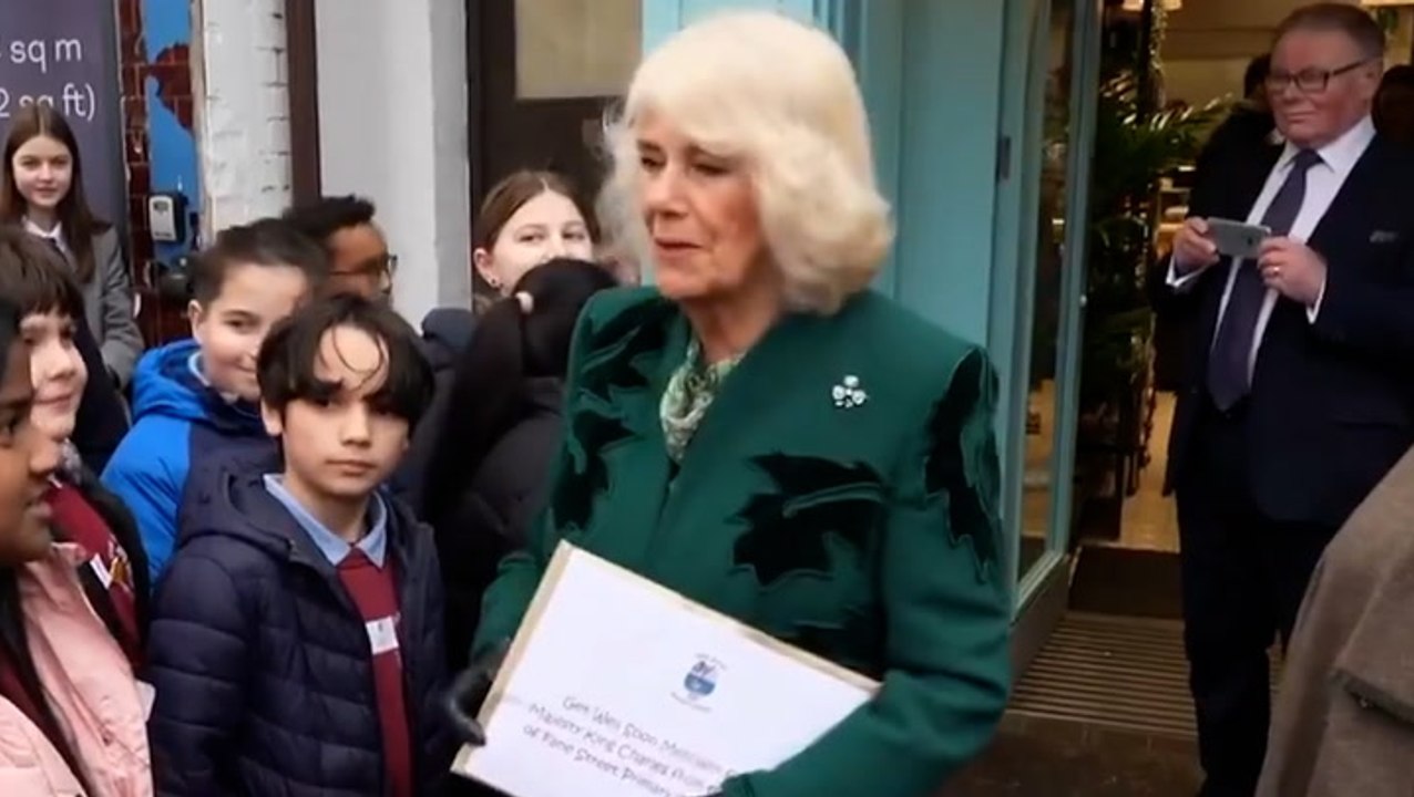 Queen shares positive news on King as she greets well-wishers in Belfast