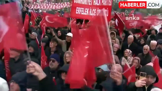 CHP'li vekil Engin Altay, Benim çırağımdı diyerek Özgür Özel'i kürsüye çağırdı