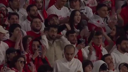 Homenaje a Ilia Topuria en el Partido Georgia vs. Luxemburgo 🥊