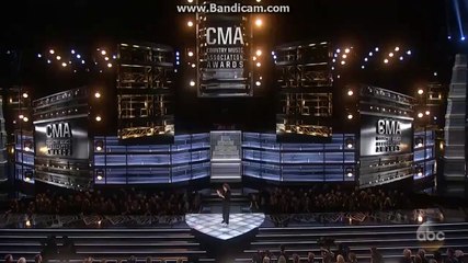 CMA's 2016 - Pentatonix and Jennifer Nettles - Dolly Parton Tribute "Jolene"