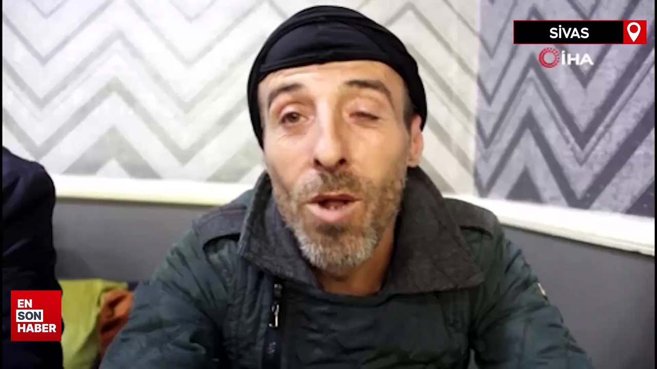 Sivas’ta okey masasına arkadaş bulamayınca tek başına oynadı