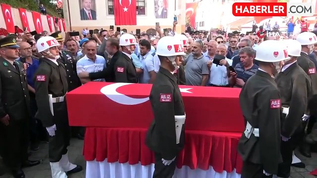 Şehit Piyade Üsteğmen Ömer Fatih Ayar Son Yolculuğuna Uğurlanıyor