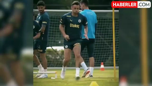 Yeni maaşı dudak uçuklatacak cinsten! Fenerbahçe, İrfan Can Kahveci ile yola devam edecek